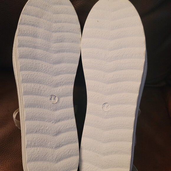 Stilo Bridal sneakers New with FLAWS US SIZE 12, UK10.5 EU 44.5 - Picture 8 of 10